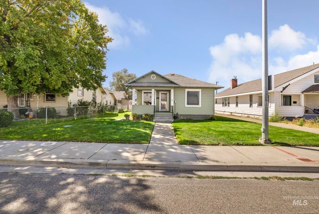 411 2nd Ave W, Twin Falls, ID 83301