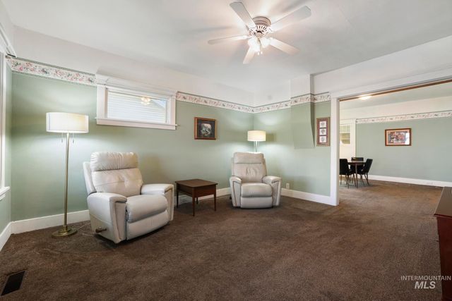 411 2nd Ave W, Twin Falls, ID 83301