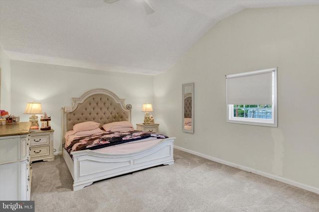 12 WHITE BIRCH AVE, Mechanicsburg, PA 17050