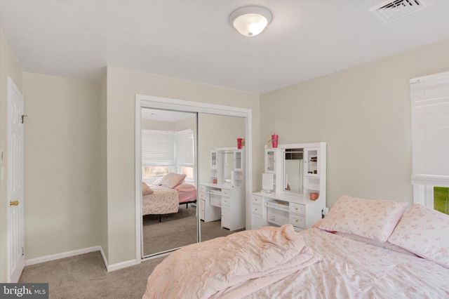 12 WHITE BIRCH AVE, Mechanicsburg, PA 17050