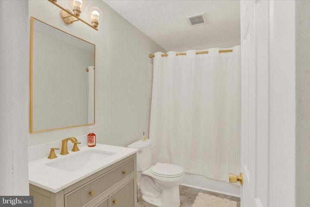 12 WHITE BIRCH AVE, Mechanicsburg, PA 17050