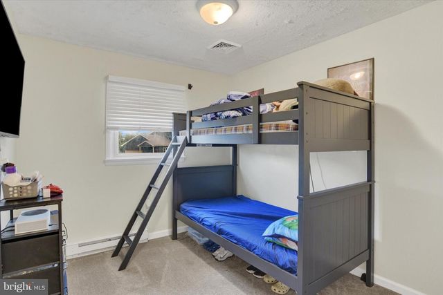 12 WHITE BIRCH AVE, Mechanicsburg, PA 17050