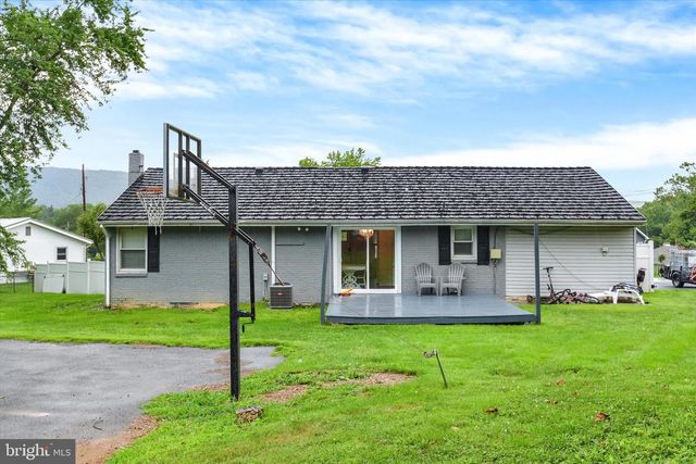 12 WHITE BIRCH AVE, Mechanicsburg, PA 17050