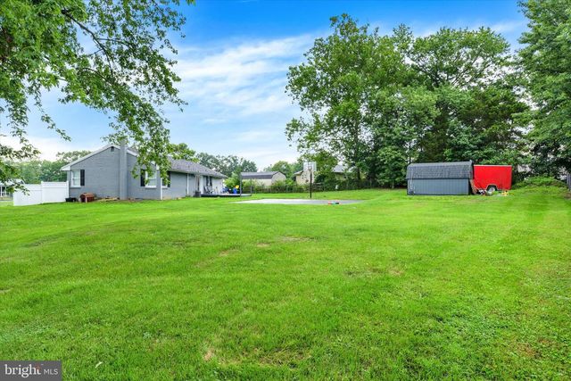 12 WHITE BIRCH AVE, Mechanicsburg, PA 17050