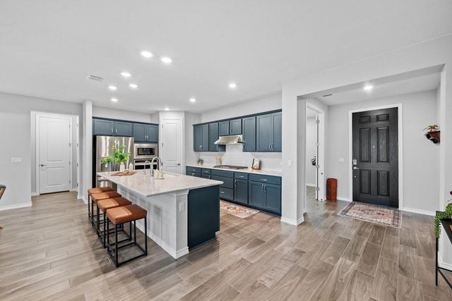 123 Sandbar DR, San Marcos, TX 78666