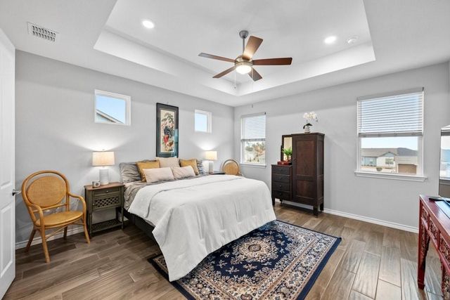 123 Sandbar DR, San Marcos, TX 78666