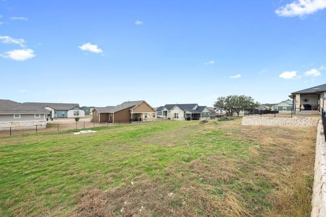 123 Sandbar DR, San Marcos, TX 78666