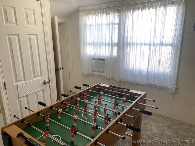 4966 S Newport Avenue, Tulsa, OK 74105