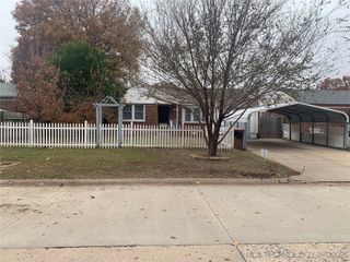 4966 S Newport Avenue, Tulsa, OK 74105