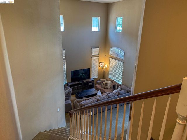 4033 Hopkins Ln, Modesto, CA 95356