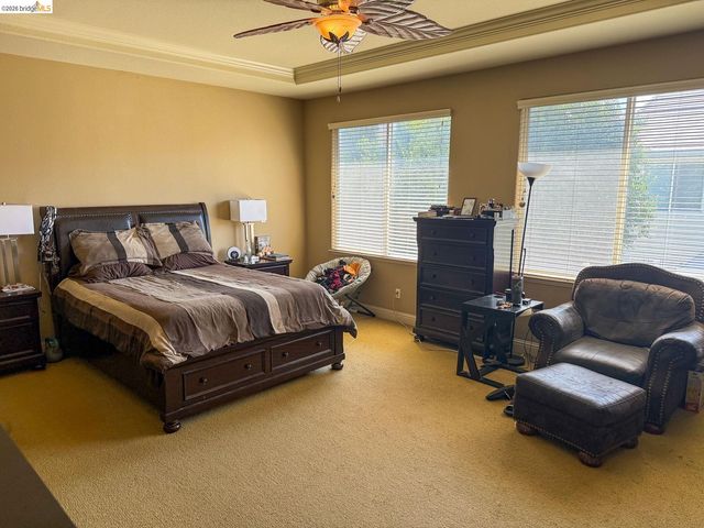 4033 Hopkins Ln, Modesto, CA 95356
