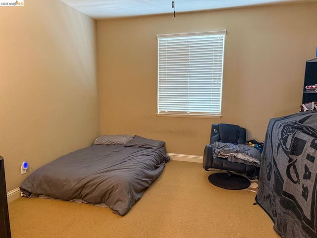 4033 Hopkins Ln, Modesto, CA 95356