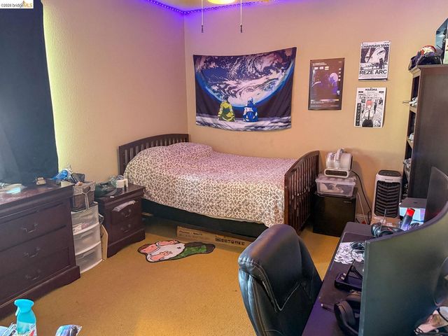 4033 Hopkins Ln, Modesto, CA 95356