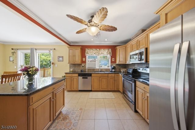 59 Statesville Quarry Rd, Lafayette Twp., NJ 07848