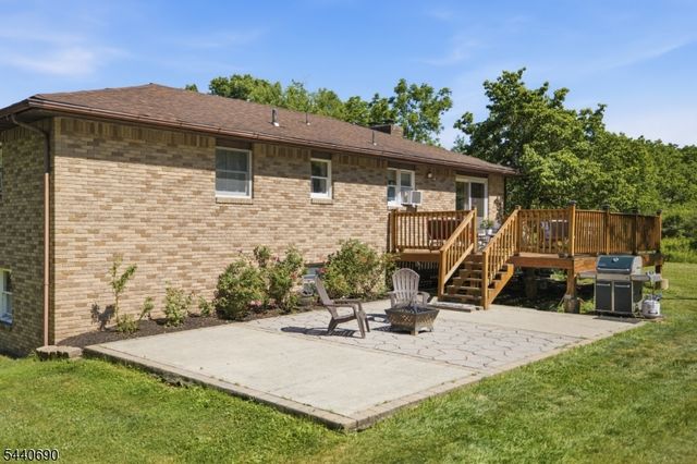 59 Statesville Quarry Rd, Lafayette Twp., NJ 07848