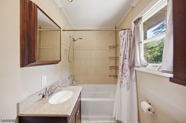 59 Statesville Quarry Rd, Lafayette Twp., NJ 07848