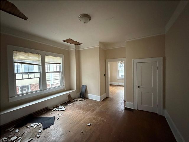 319 Lockland Avenue, Winston-salem, NC 27103