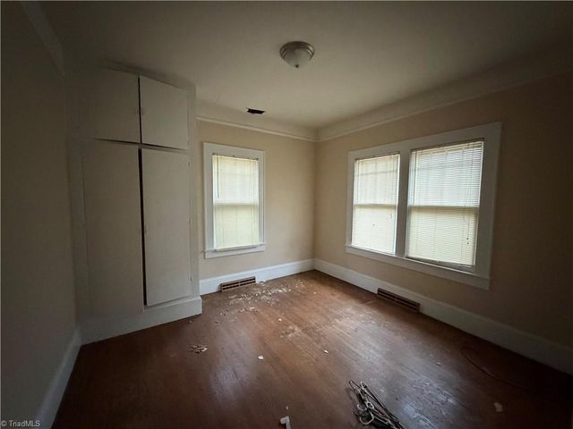 319 Lockland Avenue, Winston-salem, NC 27103