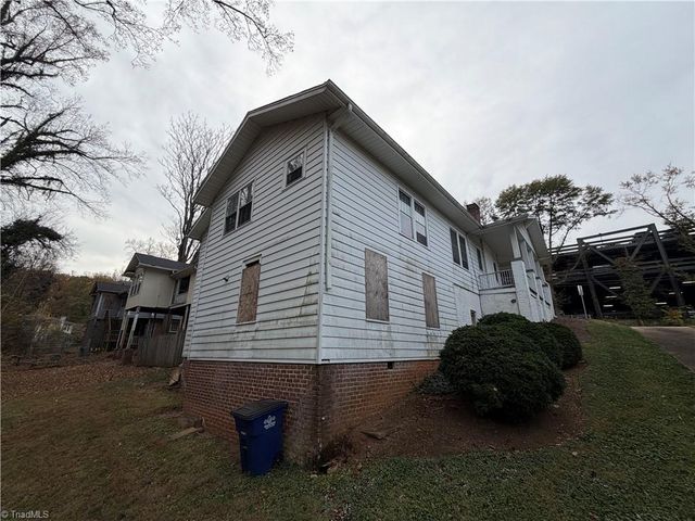 319 Lockland Avenue, Winston-salem, NC 27103
