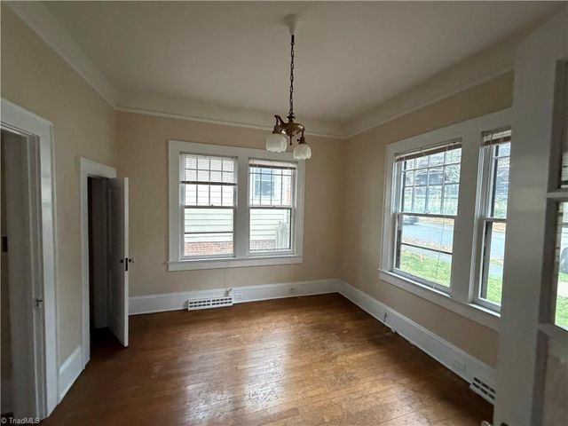 319 Lockland Avenue, Winston-salem, NC 27103