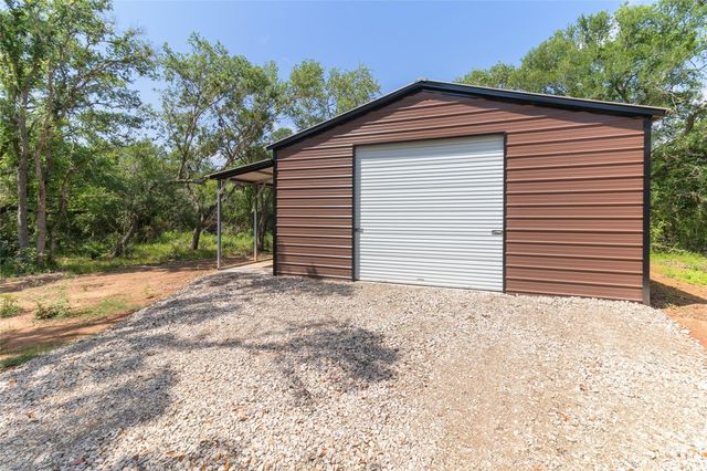 6326 Cuarto Street, Brazoria, TX 77422