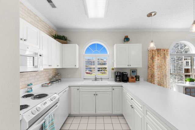 4753 Wild Iris Dr Apt 202, Myrtle Beach, SC 29577