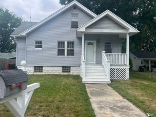 512 Oak, Monroe, MI 48161