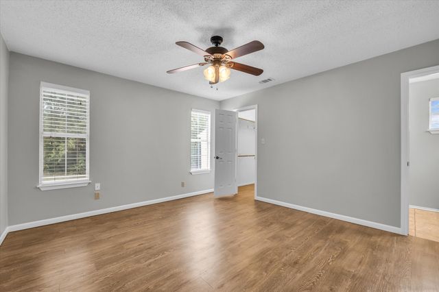 2152 Sommerfeld Drive, Waco, TX 76705