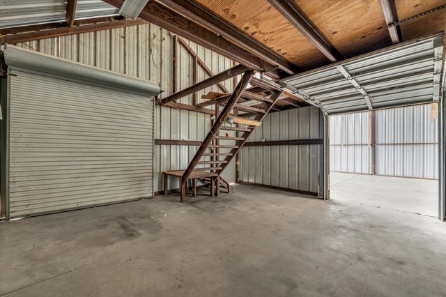 2152 Sommerfeld Drive, Waco, TX 76705