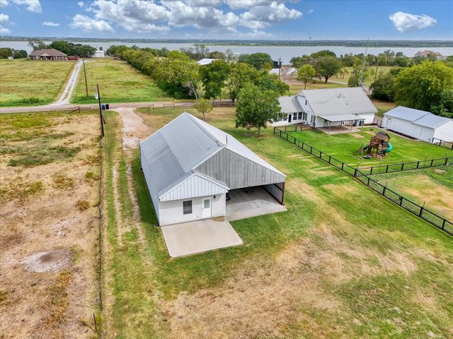 2152 Sommerfeld Drive, Waco, TX 76705