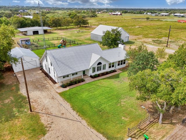 2152 Sommerfeld Drive, Waco, TX 76705