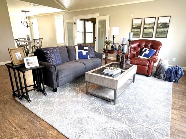 2152 Sommerfeld Drive, Waco, TX 76705