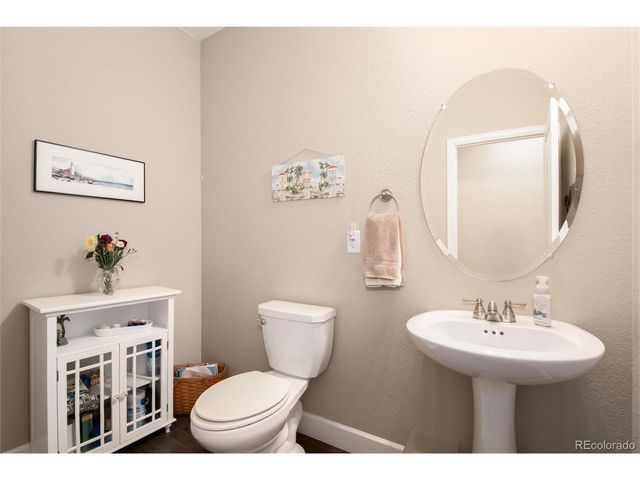 6682 W Asbury Pl, Lakewood, CO 80227