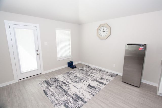 2472 Saddlecreek, Alvin, TX 77511