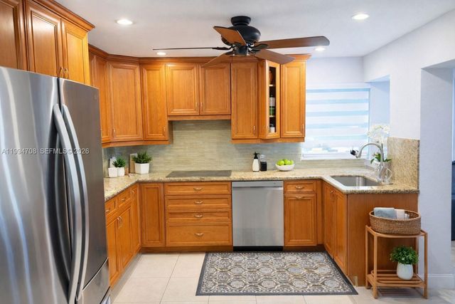 6582 NW 1st St, Margate, FL 33063