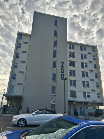 250 Shore Road 2D, Long Beach, NY 11561