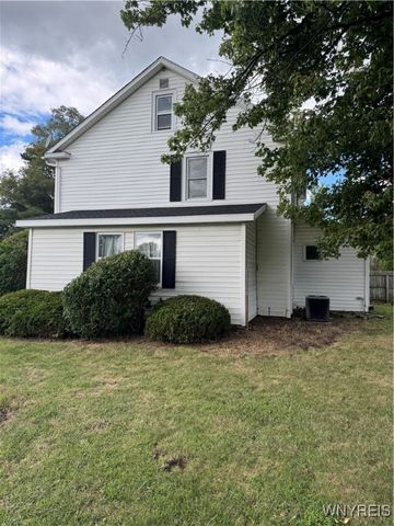 6773 Akron Road, Lockport Town, NY 14094