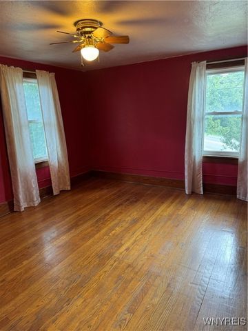 6773 Akron Road, Lockport Town, NY 14094