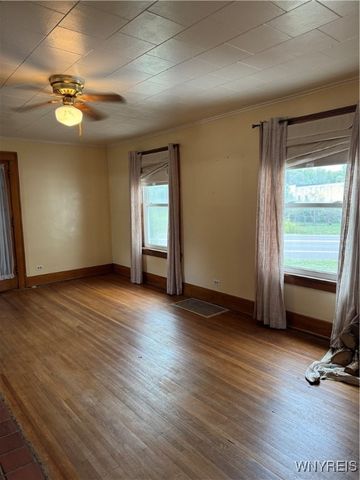 6773 Akron Road, Lockport Town, NY 14094