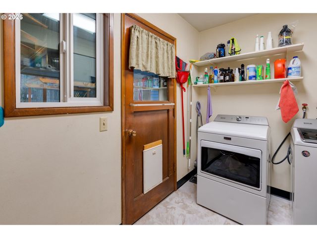 909 Ne 177TH Ave, Gresham, OR 97230