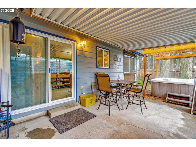 909 Ne 177TH Ave, Gresham, OR 97230