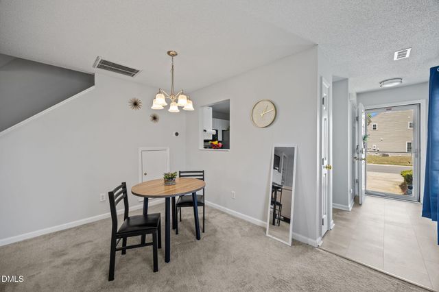 5612 Osprey Cove Drive, Raleigh, NC 27604