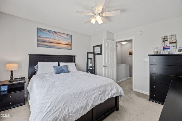 5612 Osprey Cove Drive, Raleigh, NC 27604