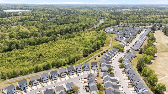 5612 Osprey Cove Drive, Raleigh, NC 27604