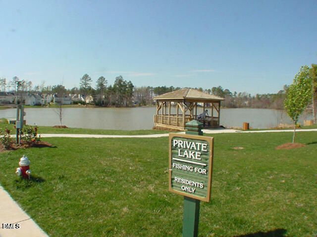 5612 Osprey Cove Drive, Raleigh, NC 27604