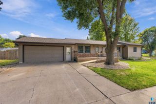 1512 S Judy Ave Avenue, Sioux Falls, SD 57103