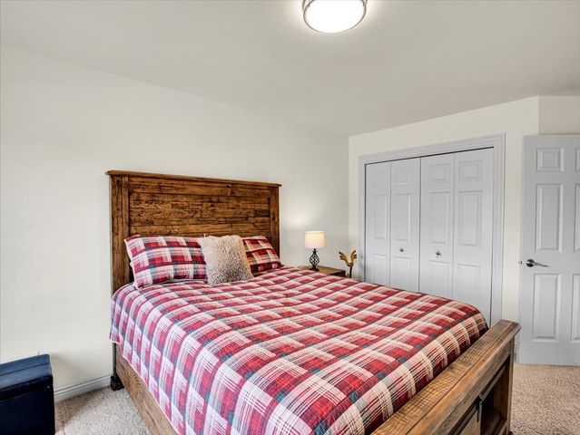 11538 Cross Creek Estates Lane, Belvidere, IL 61008