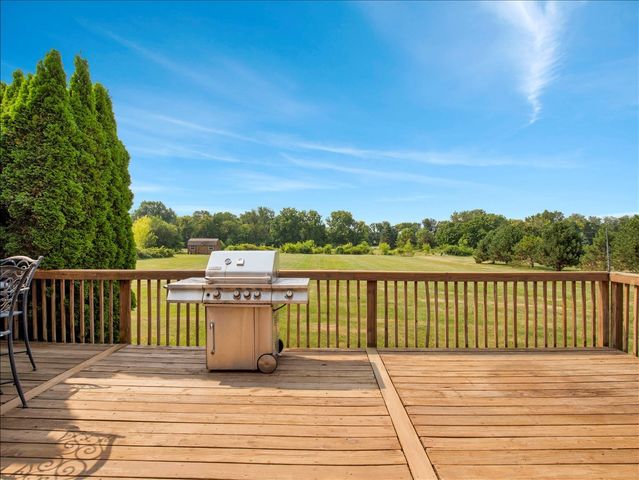 11538 Cross Creek Estates Lane, Belvidere, IL 61008