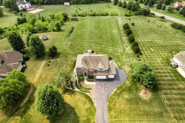 11538 Cross Creek Estates Lane, Belvidere, IL 61008