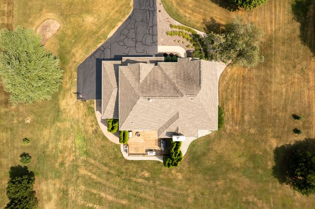 11538 Cross Creek Estates Lane, Belvidere, IL 61008